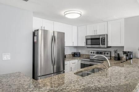 The Oyster By Brightwild-Beachfront Condo Destin Ngoại thất bức ảnh